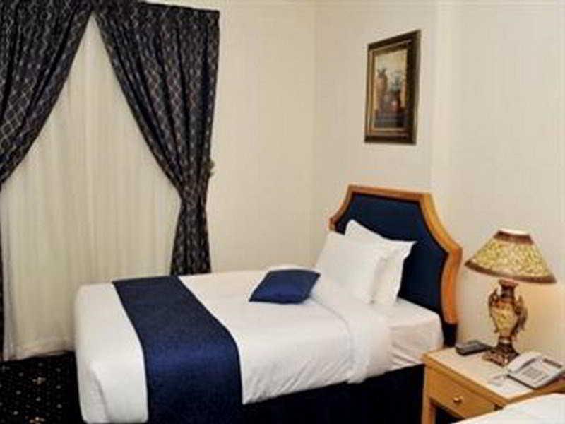 Cayam Hotel Doha Eksteriør billede