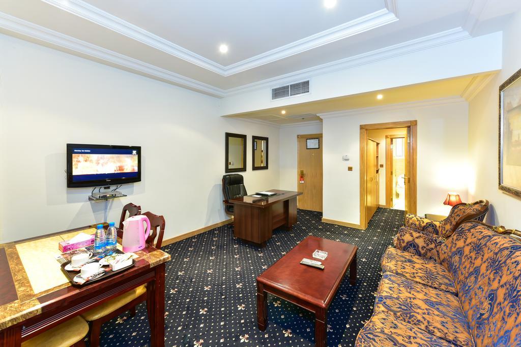 Cayam Hotel Doha Eksteriør billede