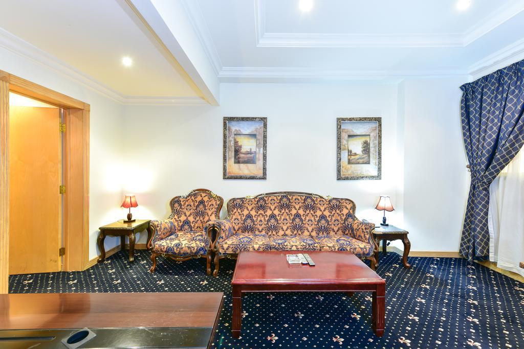 Cayam Hotel Doha Eksteriør billede