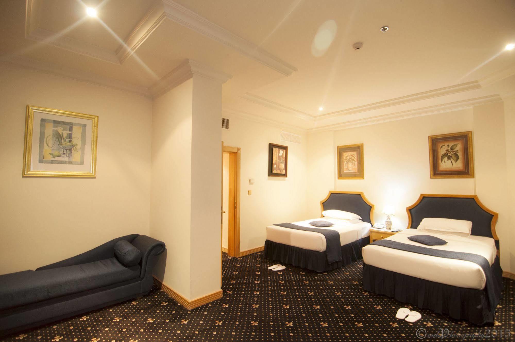 Cayam Hotel Doha Eksteriør billede