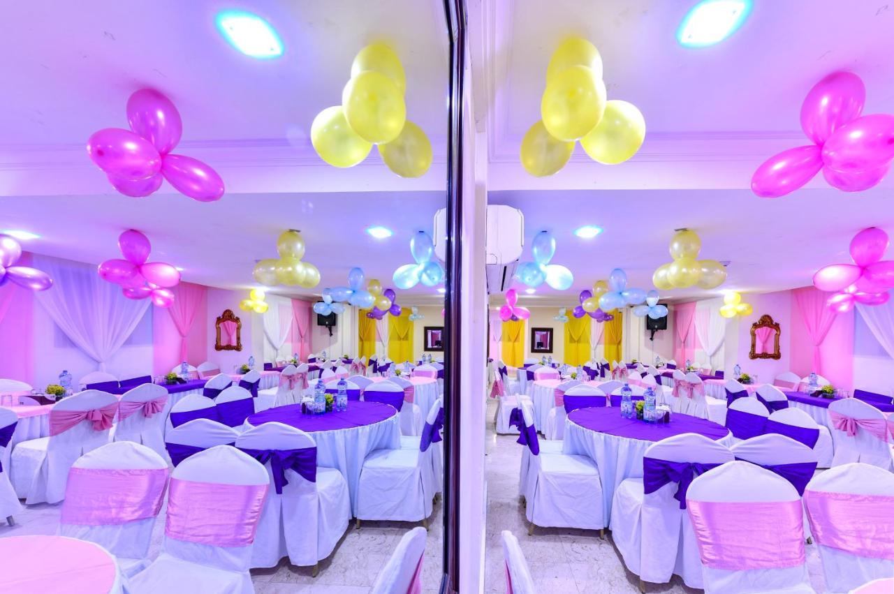 Cayam Hotel Doha Eksteriør billede